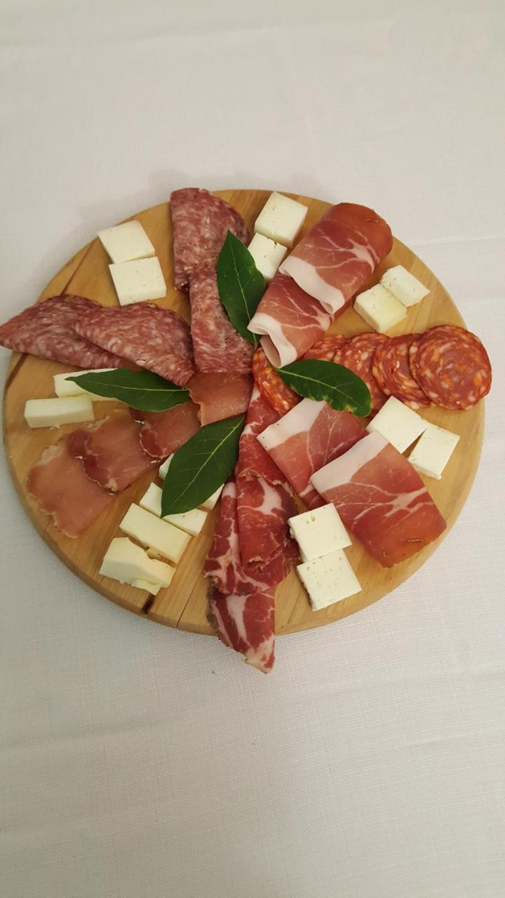 Hotel Ristorante Umbria Орвието Екстериор снимка