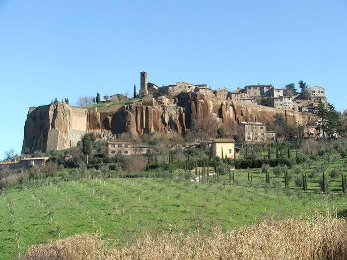 Hotel Ristorante Umbria Орвието Екстериор снимка