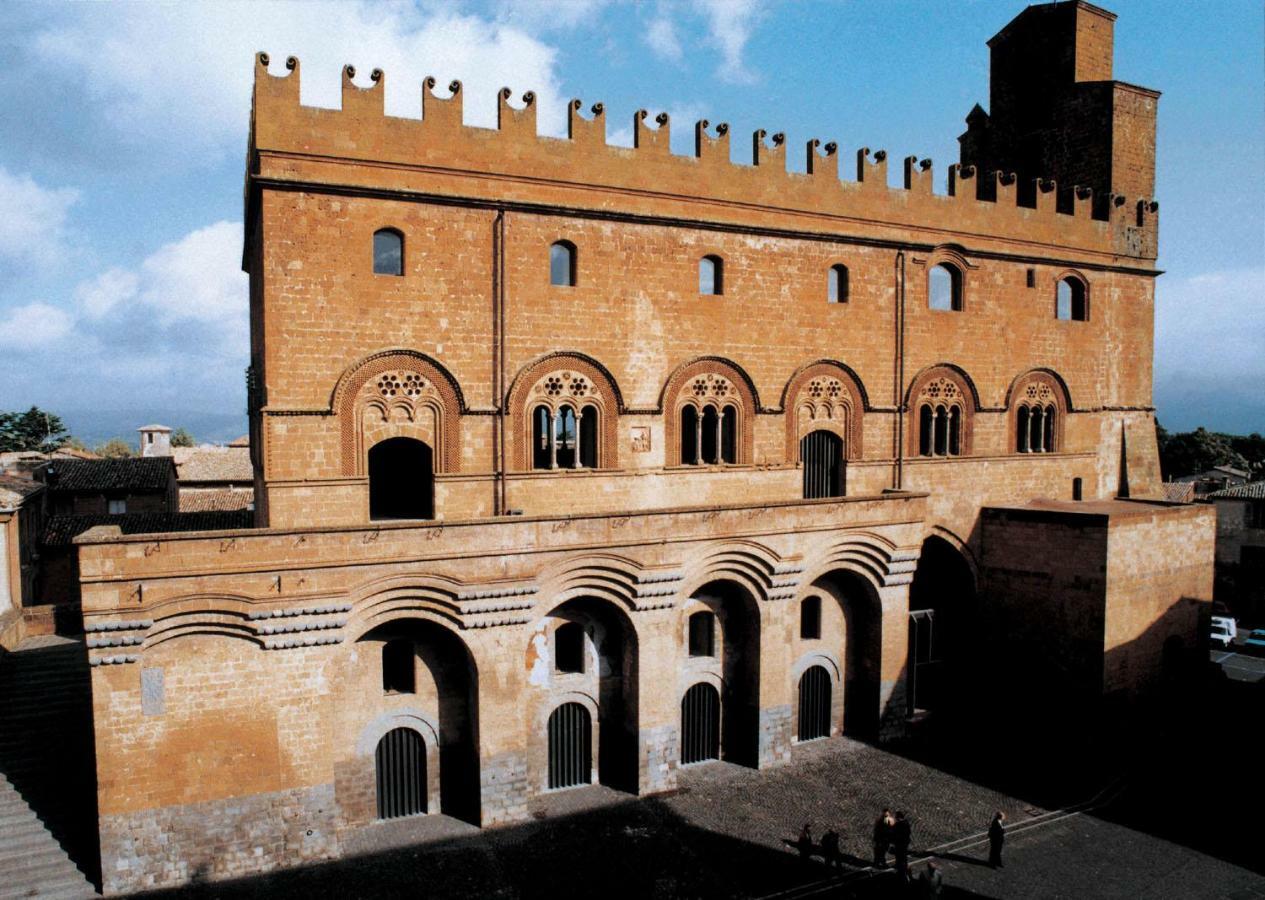Hotel Ristorante Umbria Орвието Екстериор снимка